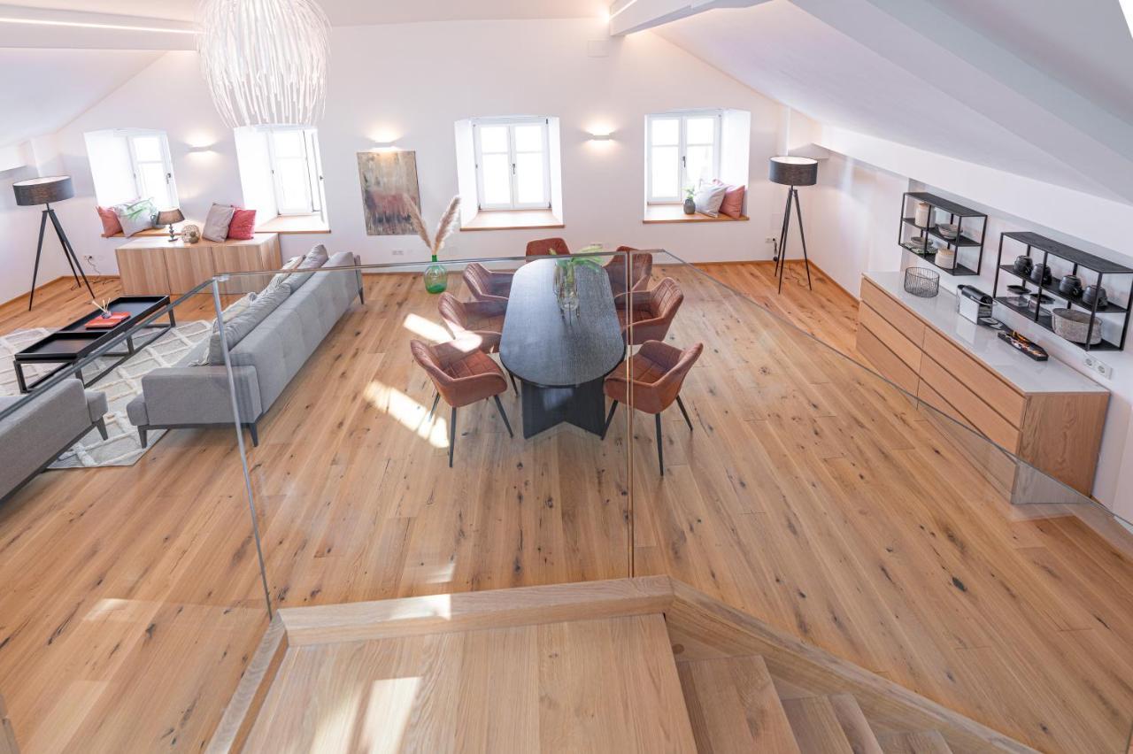 Penthouse Maxfux Direkt In Der Fussgaengerzone 130M2 Daire Krems an der Donau Dış mekan fotoğraf