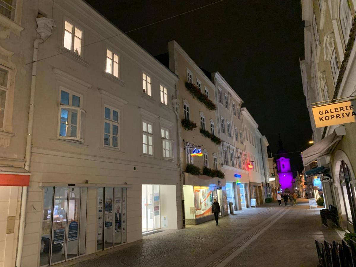 Penthouse Maxfux Direkt In Der Fussgaengerzone 130M2 Daire Krems an der Donau Dış mekan fotoğraf